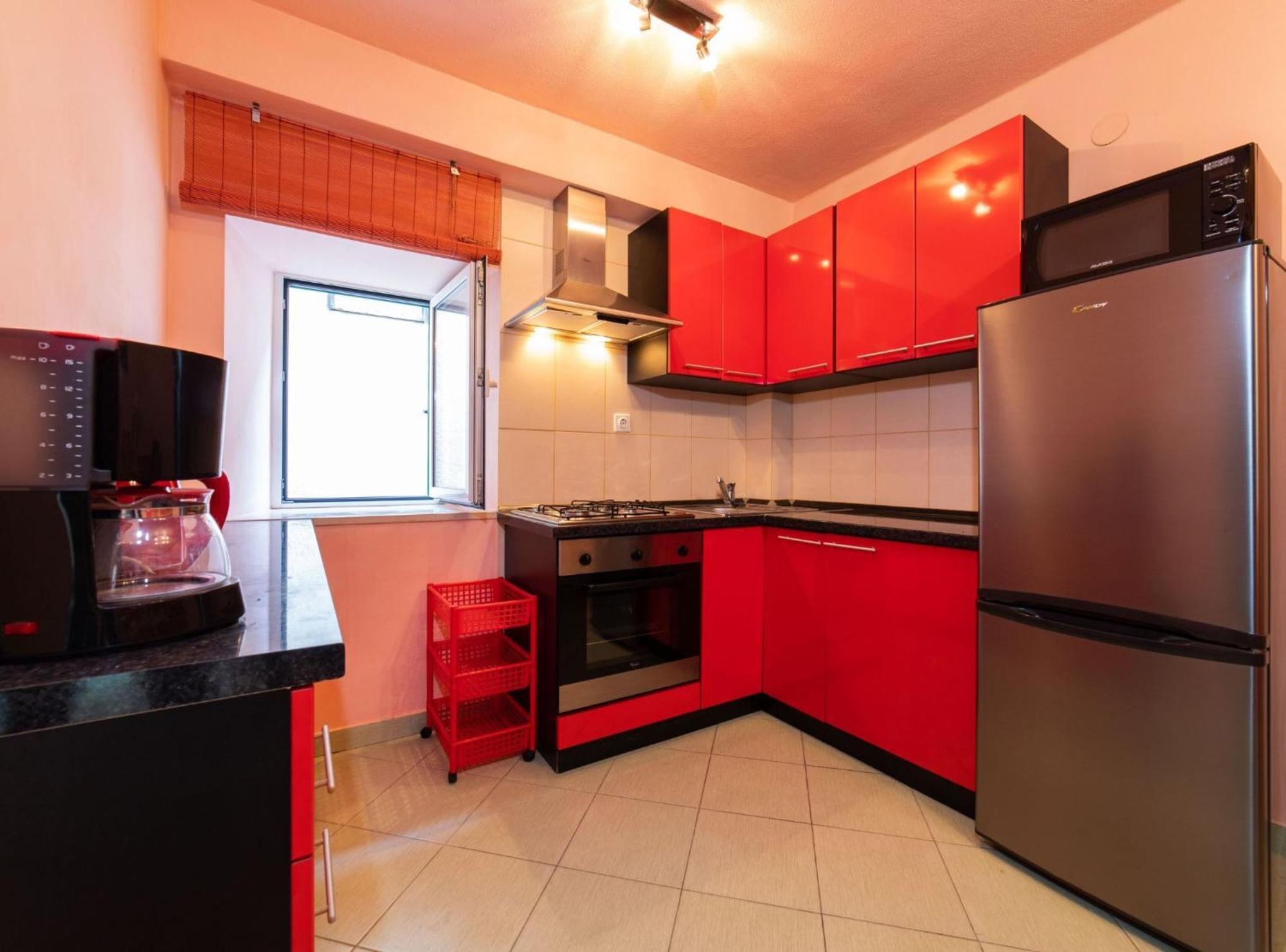 Seafront Villa With Furnished Sun Terrace, Close To The Beach Kaštela Zewnętrze zdjęcie